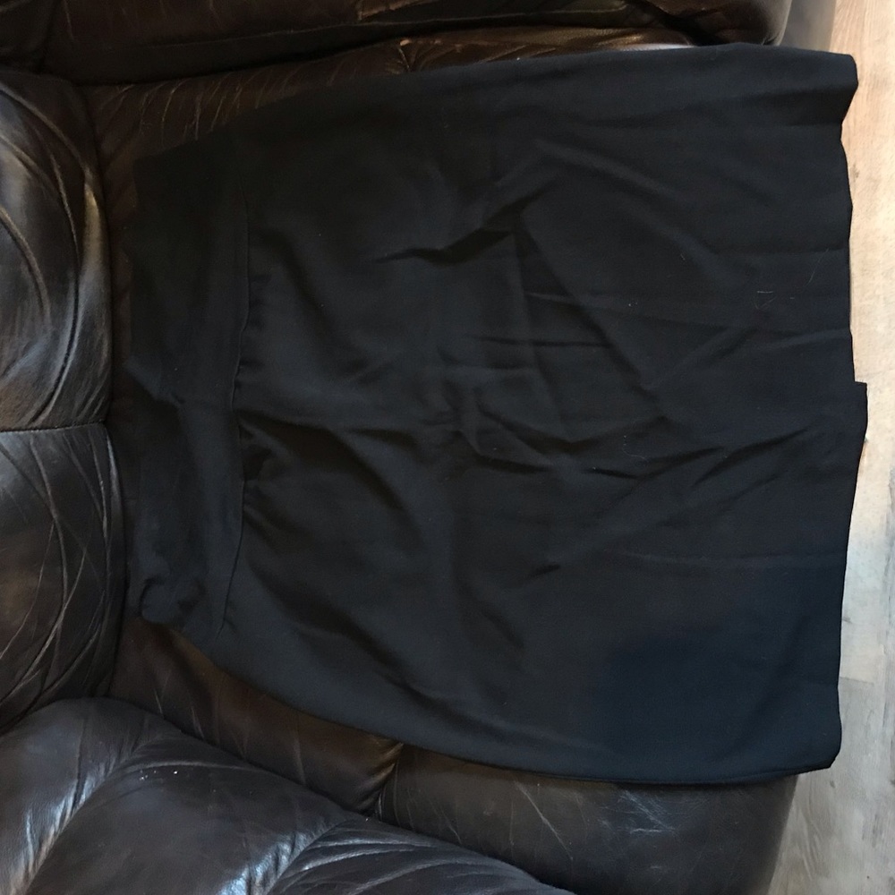 Fantastic Maternity Skirt in Perfect Condition
